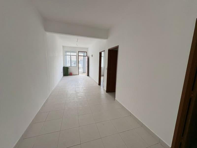 Jalan Lili 3/1, Bestari Perdana, Pasir Gudang Town House - 2