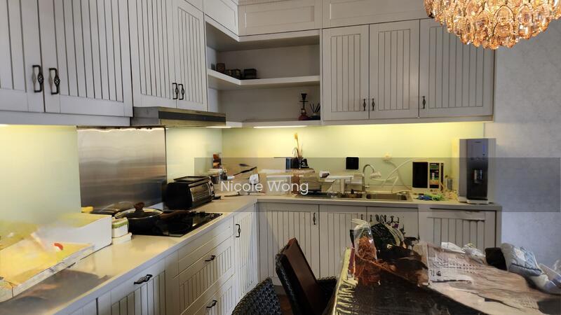 Quayside Seafront Resort Condominiums - 3