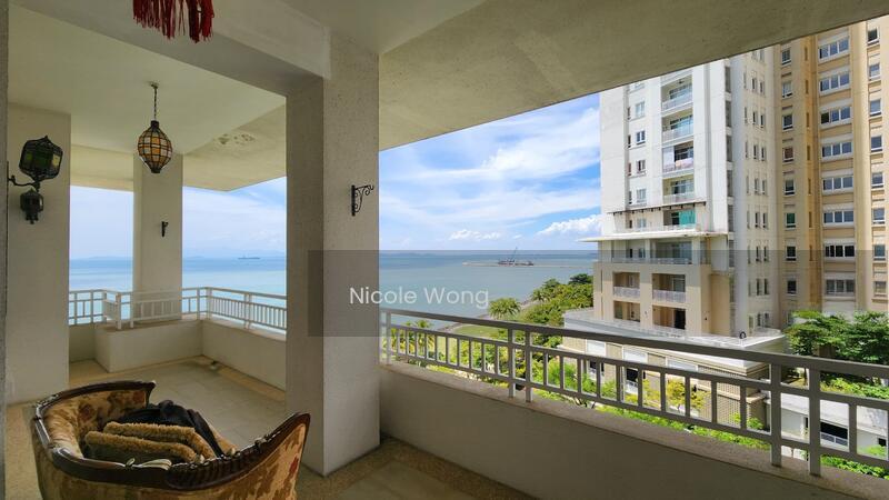 Quayside Seafront Resort Condominiums - 2