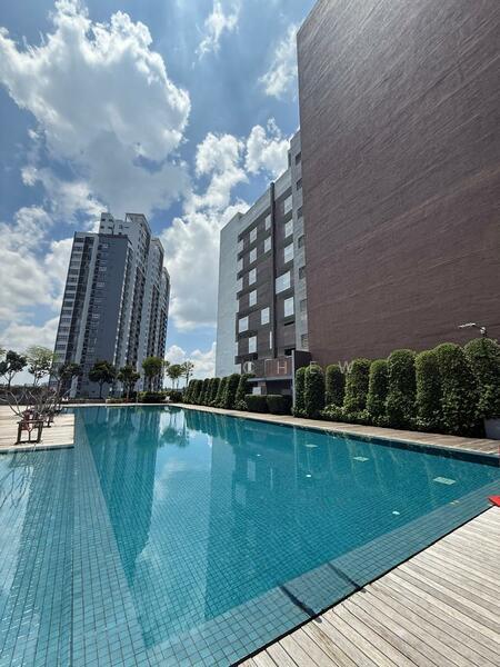 The WaterEdge (Pinggiran Air) - 1