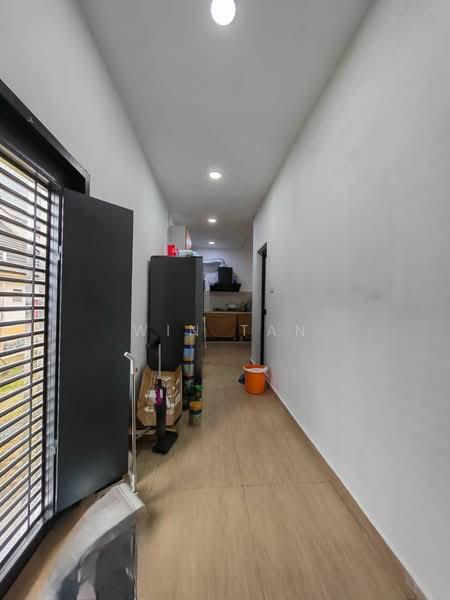 Taman Pulai Utama - 4