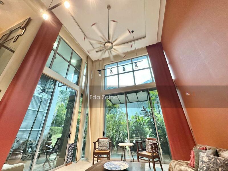 Schumann, Symphony Hills - 1