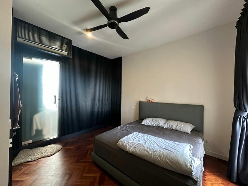 Avira Medini Iskandar - 3