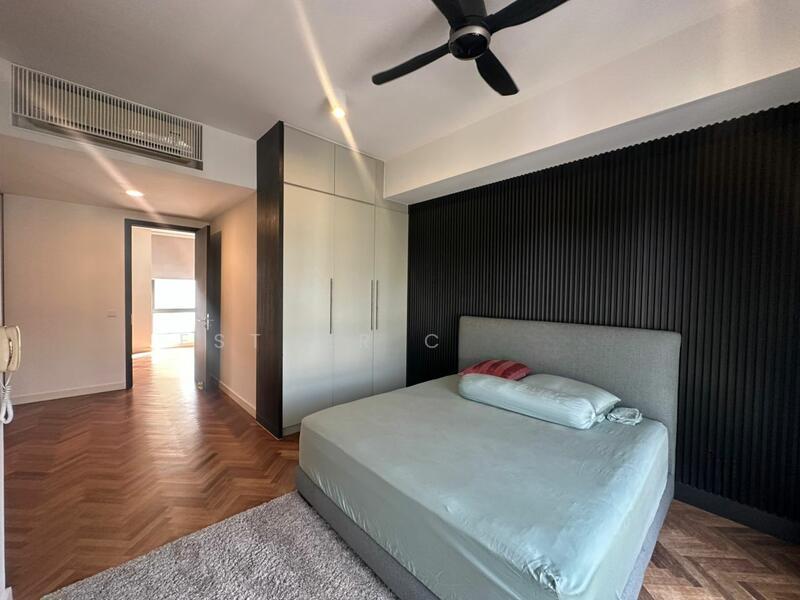 Avira Medini Iskandar - 4