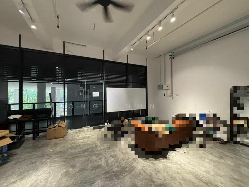 Q Avenue @ Queensville - 1