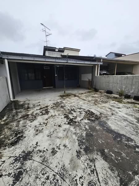 Taman Pelangi Jalan Maju Jb Town Single Storey Terrace 22x80 - 1