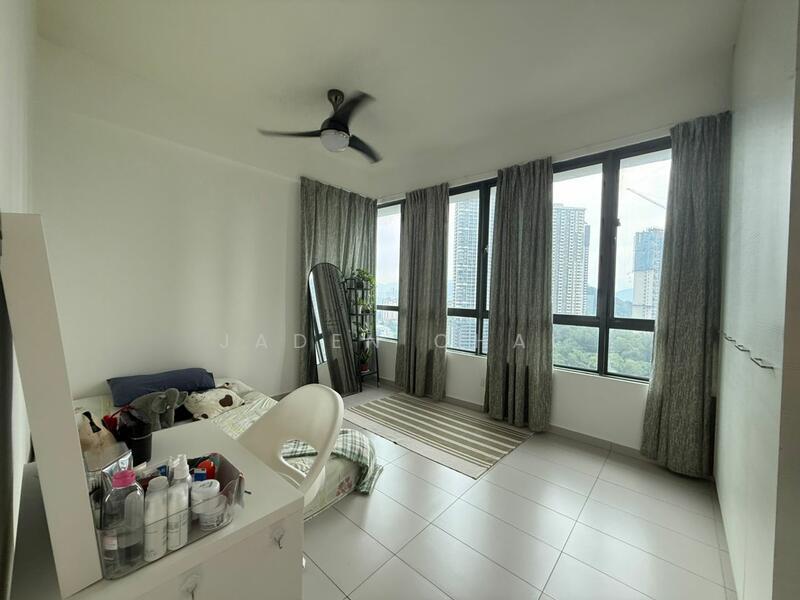 Infiniti 3 Residences - 5