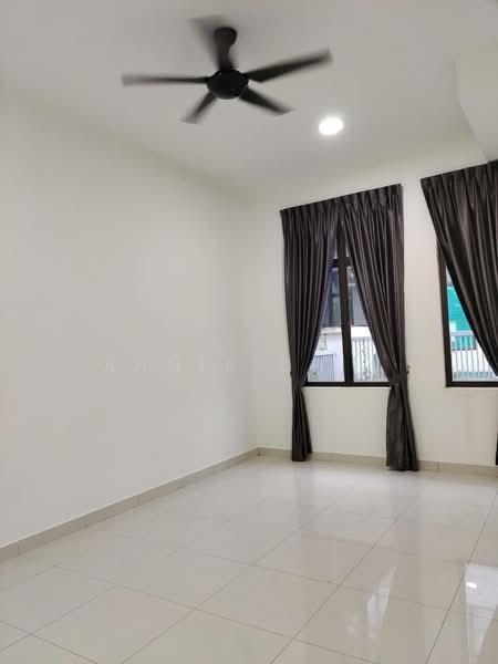 Flat Tasek 64 - 5