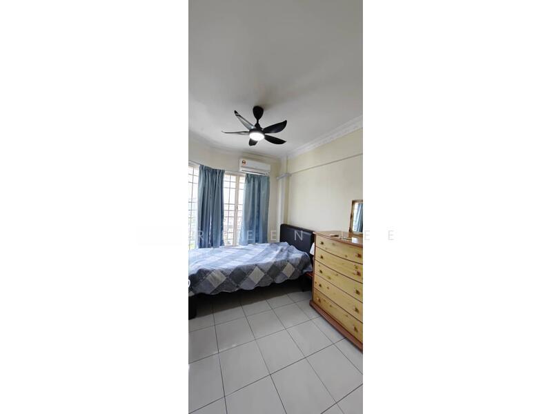 Gold Coast Resort Condominium - 2