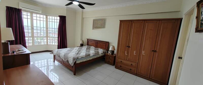 Gold Coast Resort Condominium - 3