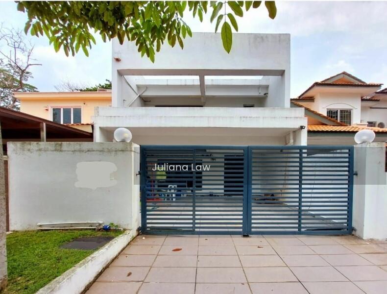 Terrace house at Damansara Damai - 1