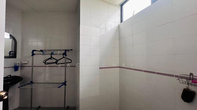 Aloha Tower Condominium - 5