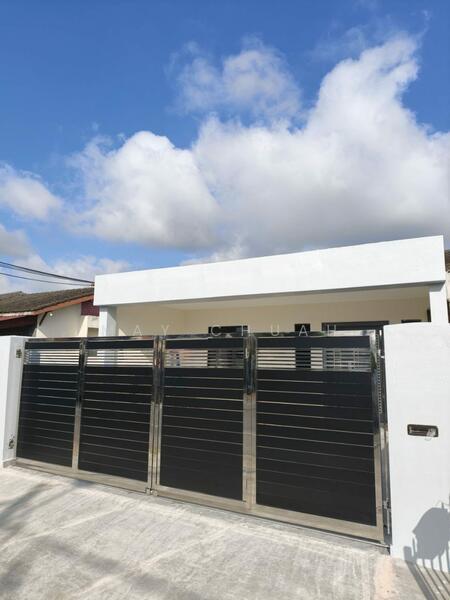 TUTA Villa III @ Taman Ungku Tun Aminah - 1