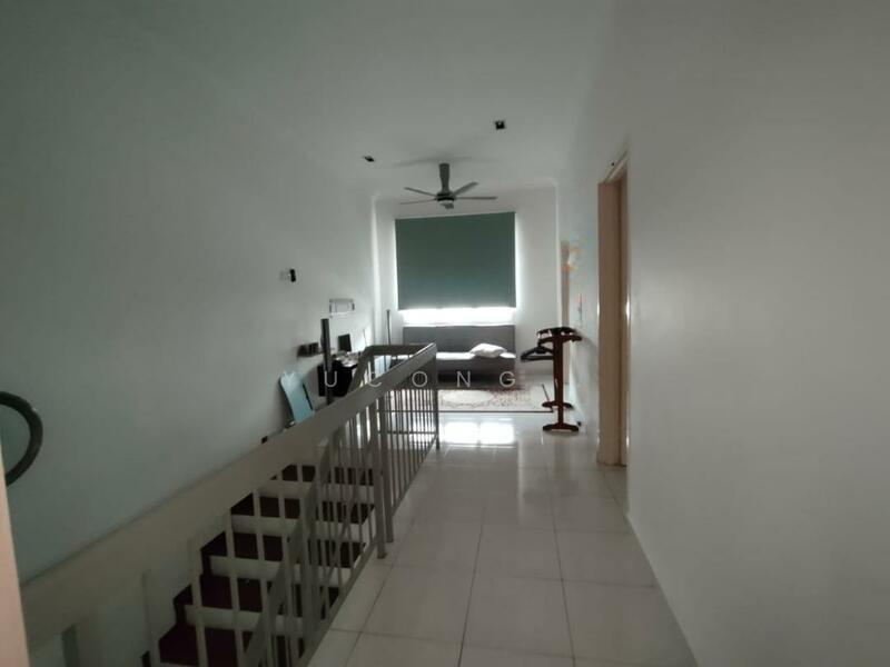 Rini Hill Rinis Hills - 5