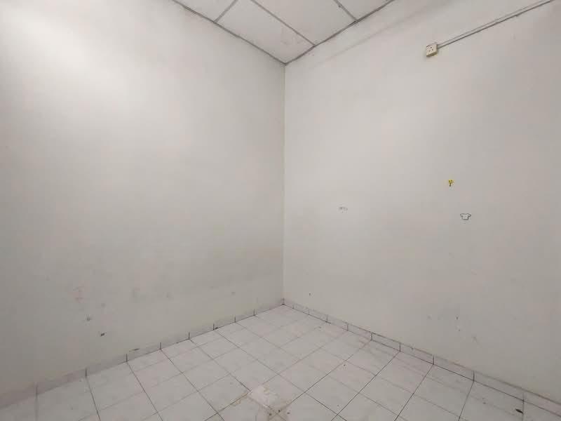 Klebang Restu Intermediate Corner Full Loan - 4