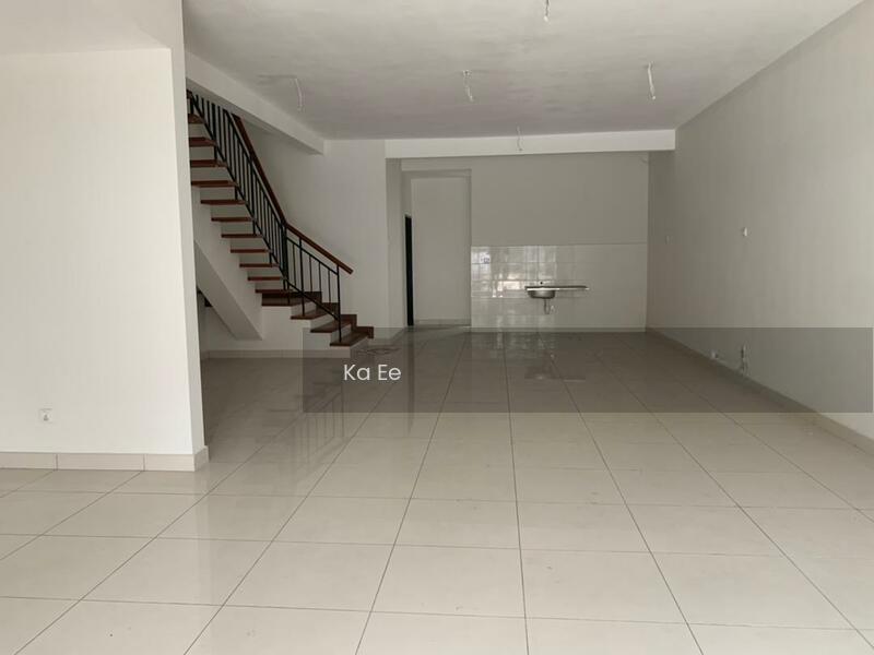 Saffron Hills Denai Alam - 2