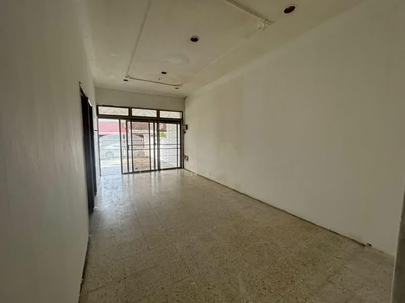 Taman Johor Jaya - 5