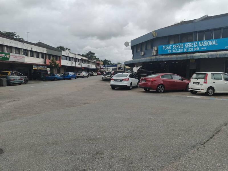 Taman Ungku Tun Aminah - 4