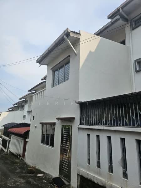 JIA Residences - 4