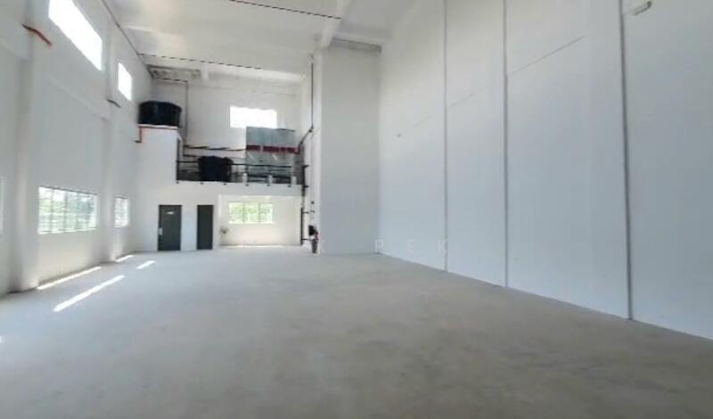Cheras Balakong Taman Industrial 21 Corner Factory for Sale - 2