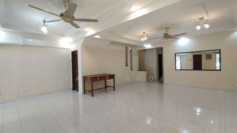 Aman 1 and 2, Subang Bestari - 5