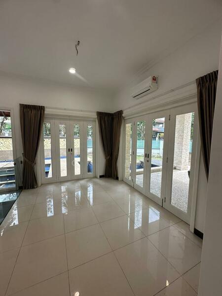 Beverly Heights - 4