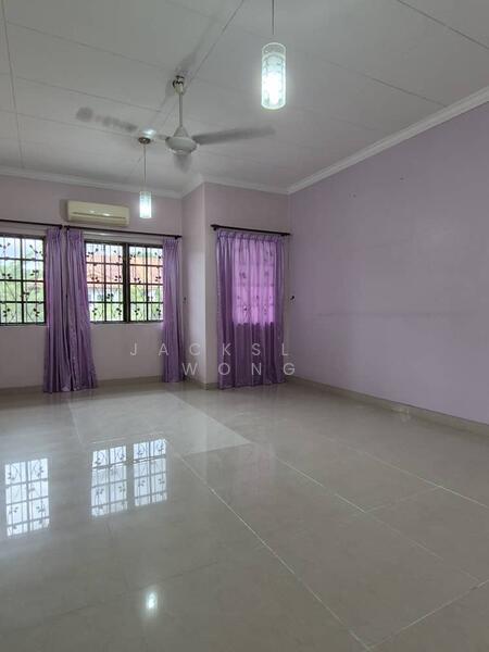 Bandar Tun Hussein Onn - 3