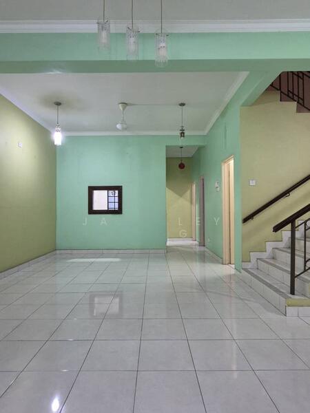 Bandar Tun Hussein Onn - 5