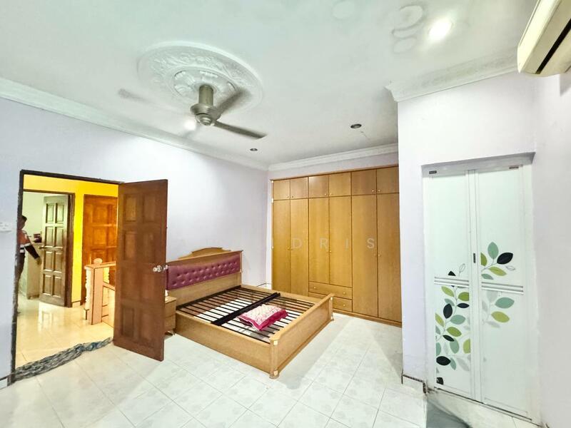 Bandar Dengkil - 4