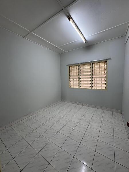 Taman Bukit Mewah - 4