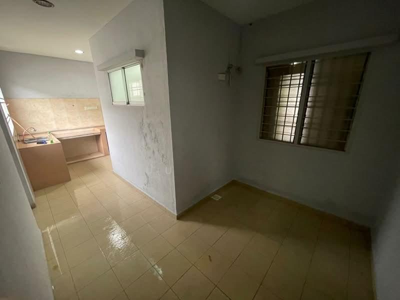 Bandar Indahpura - 3