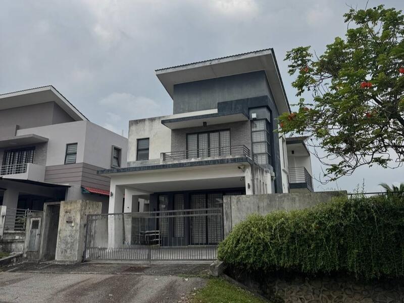 Bandar Saujana Utama - 1