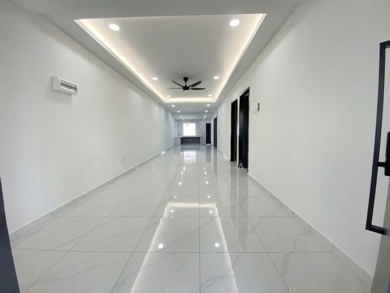 Taman Johor Jaya - 3