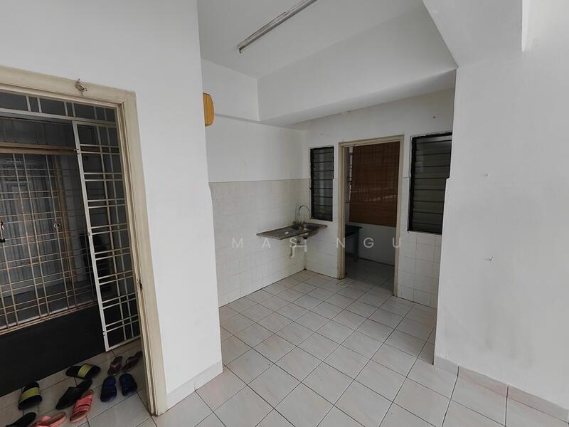 Vista Millennium Condominium - 2