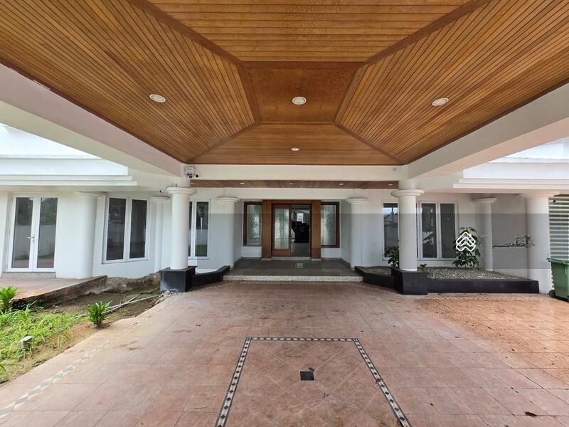 Jalan Abdul Rahman 2 Storey Bungalow - 2