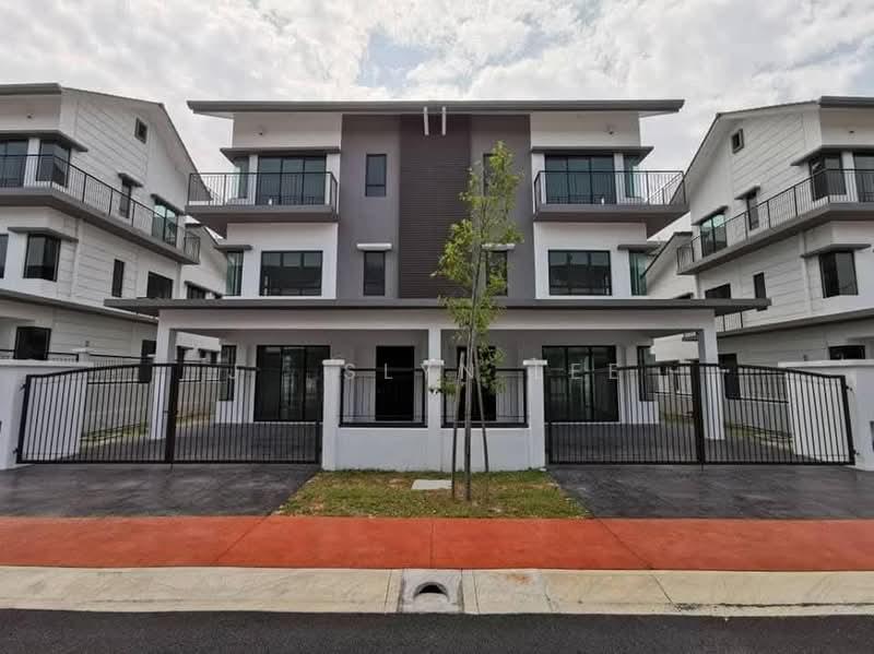 Kajang Semi D Villa Astana Kajang 3 Storey Semi D - 2