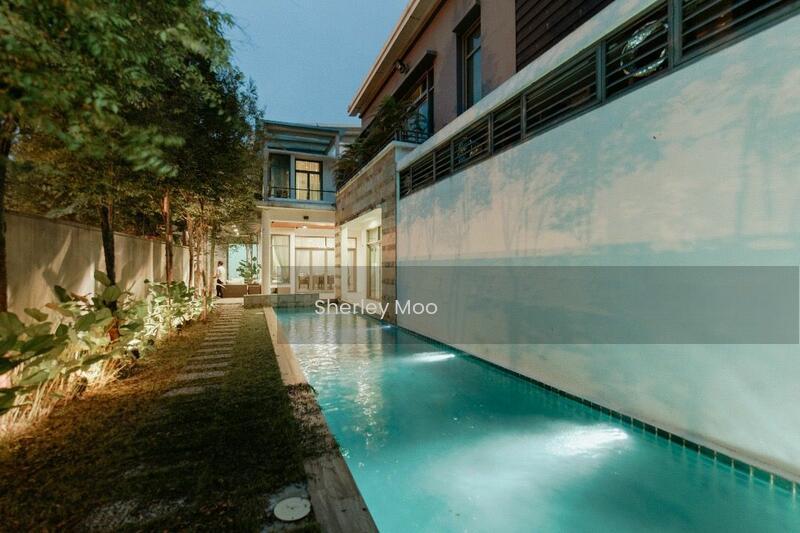 Bungalow at Mont Kiara - 4