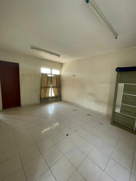 Nilai Santalia - 5