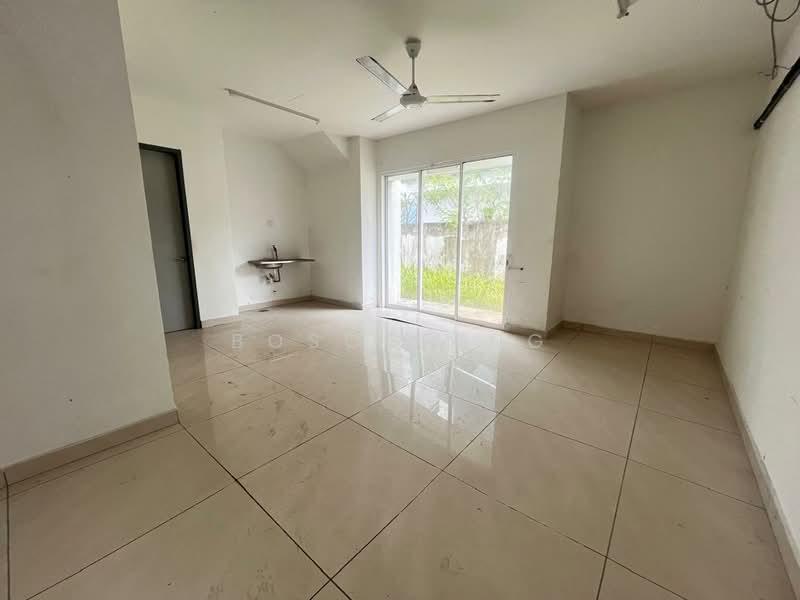 Phase 12A @ Precinct 12 Desa Tebrau - 5