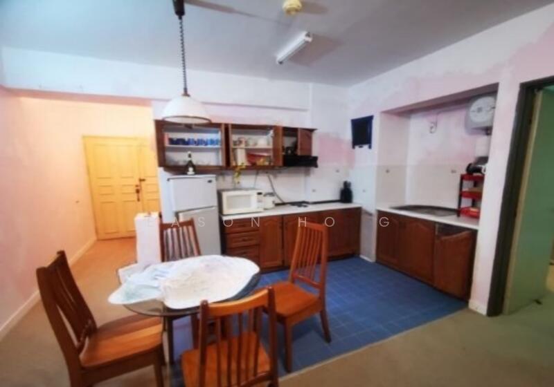 Golden Hills Resort (Amber Court Apartment) - 5