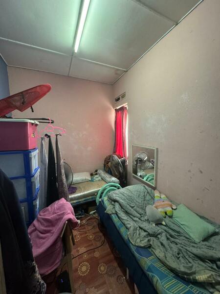 Pangsapuri Rakyat - 4