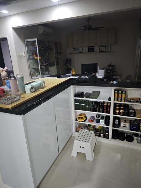 Platinum Hill PV 2 - 4