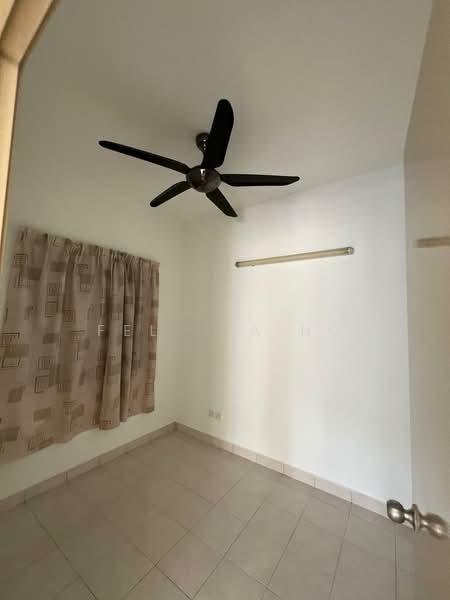 Puteri Bayu Apartment - 5