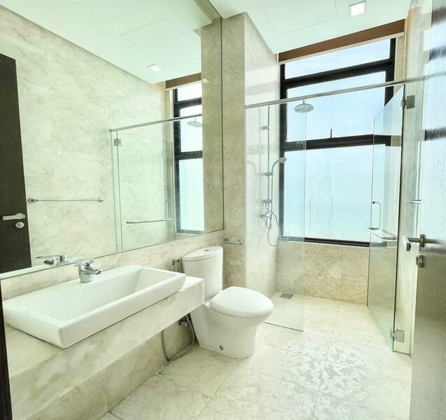 Gallery @ U-Thant - 4