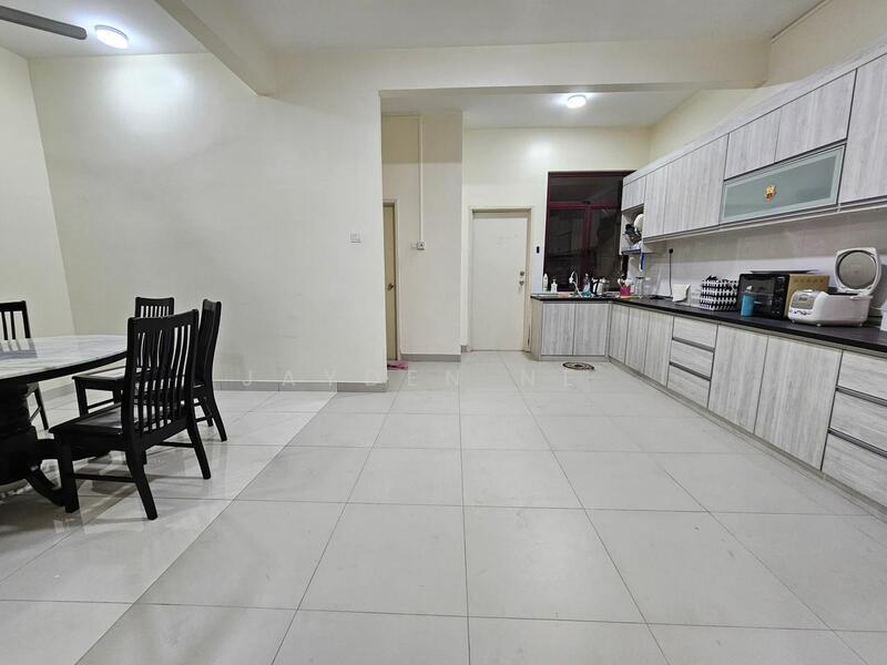 Rini Heights - 5