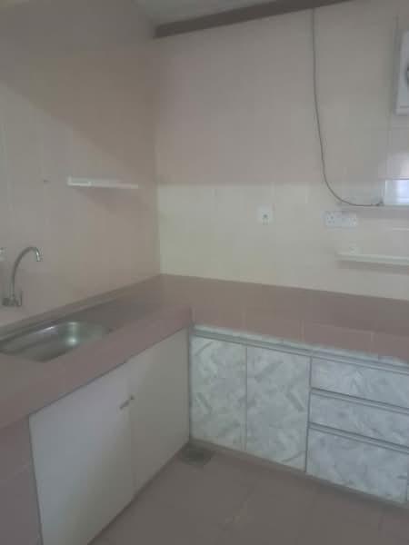 Taman Kinrara Seksyen 1 - 4