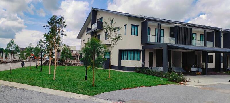 Townhouse at Batu Kawah New Township - 1