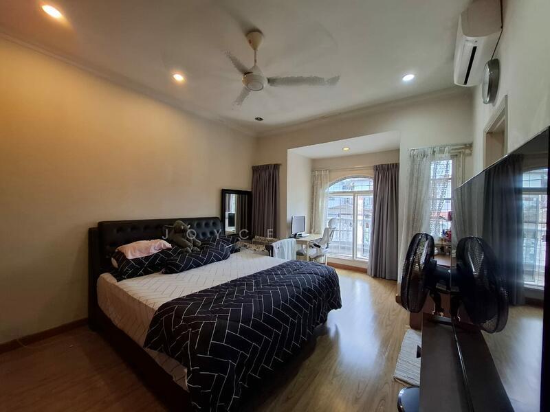 USJ 2, extended up and down, renovated unit - 1