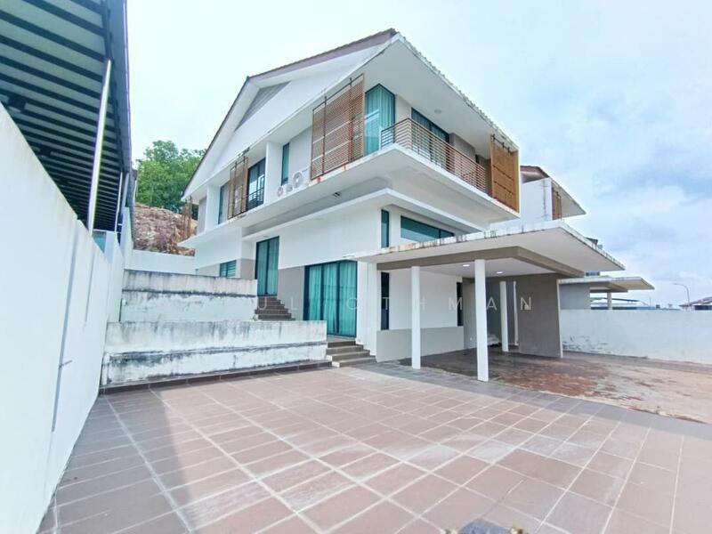 Taman Bukit Sarimban Sikamat - 5