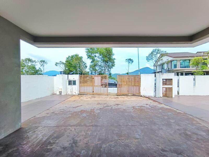 Taman Bukit Sarimban Sikamat - 2